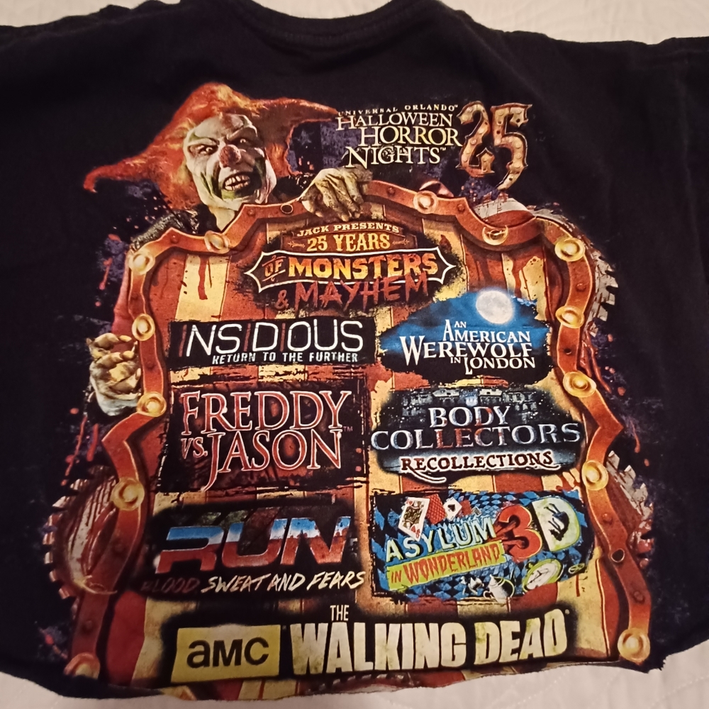 2015 Universal Studios Halloween Horror Nights women's crop top size medium